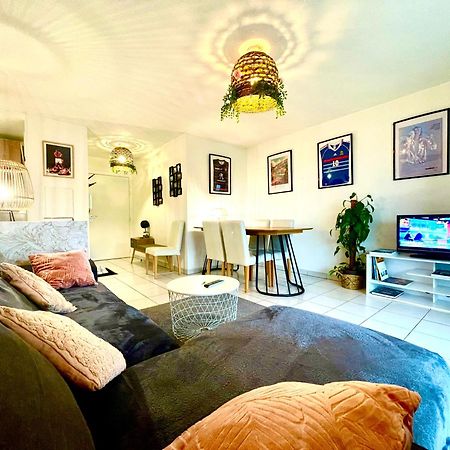 Bel Appartement T3 De 60M2 Avec Parking, Terrasse, Proche Du Metro Et Du Periph ตูลูส ภายนอก รูปภาพ