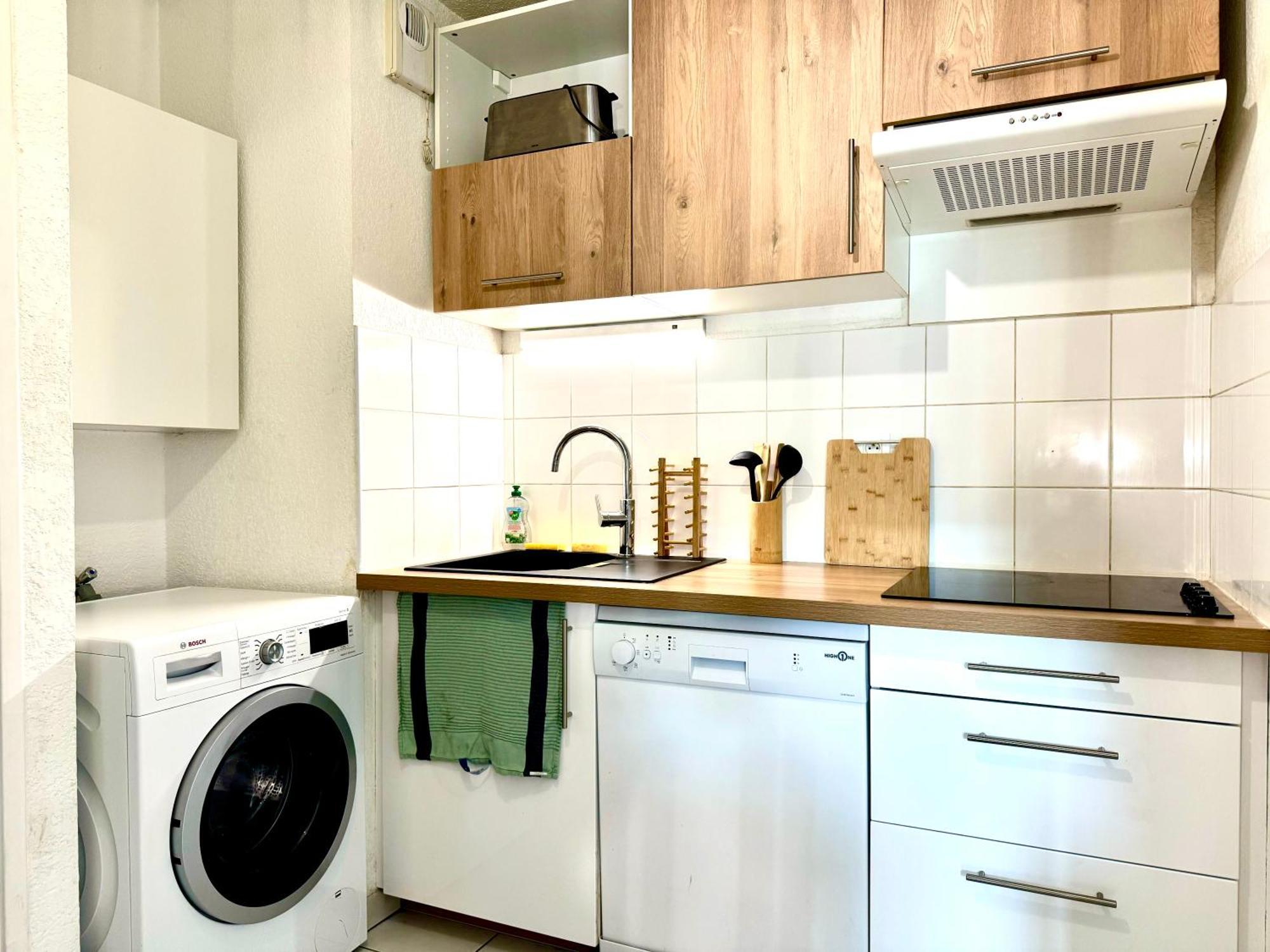 Bel Appartement T3 De 60M2 Avec Parking, Terrasse, Proche Du Metro Et Du Periph ตูลูส ภายนอก รูปภาพ