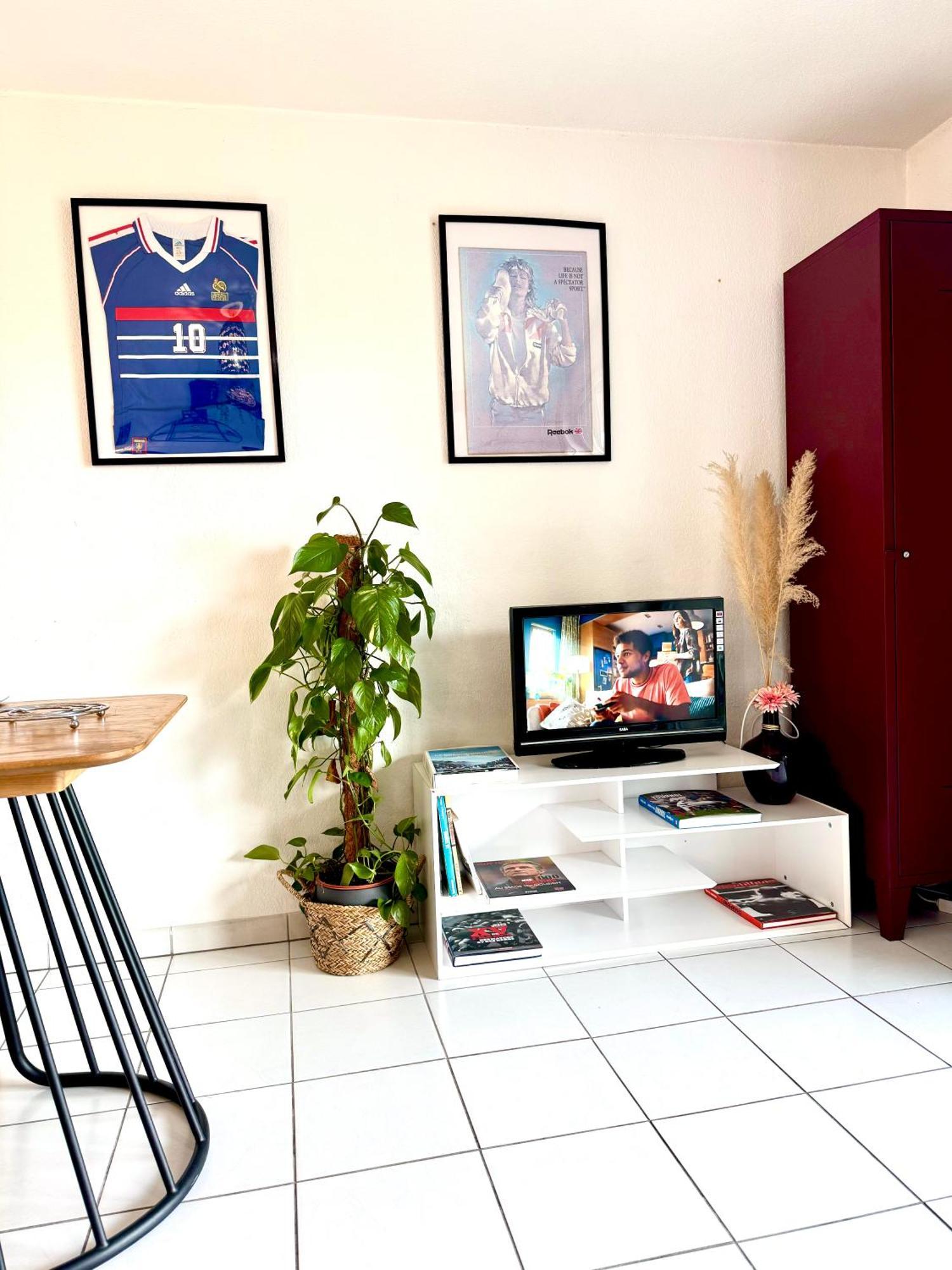 Bel Appartement T3 De 60M2 Avec Parking, Terrasse, Proche Du Metro Et Du Periph ตูลูส ภายนอก รูปภาพ