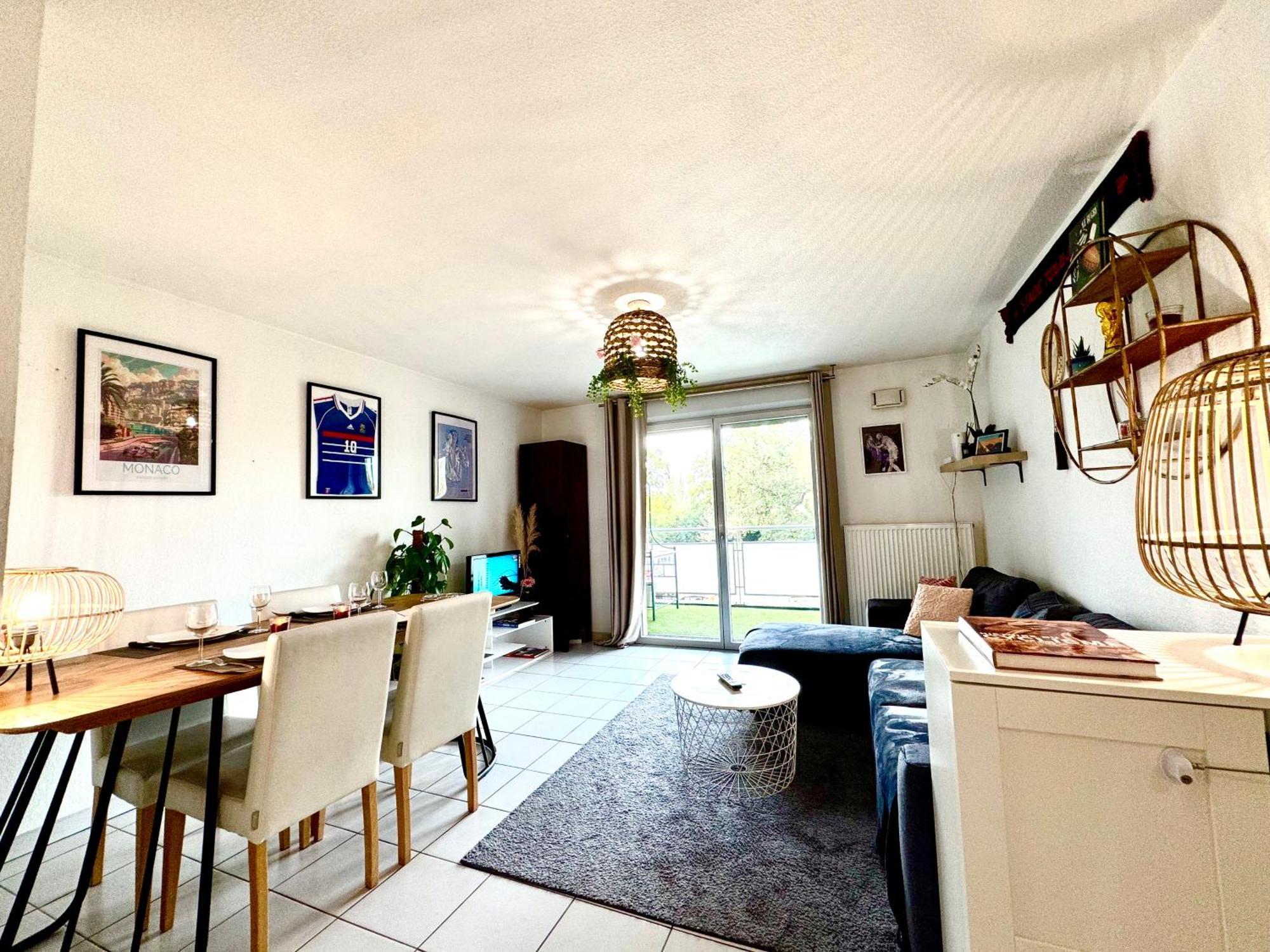 Bel Appartement T3 De 60M2 Avec Parking, Terrasse, Proche Du Metro Et Du Periph ตูลูส ภายนอก รูปภาพ