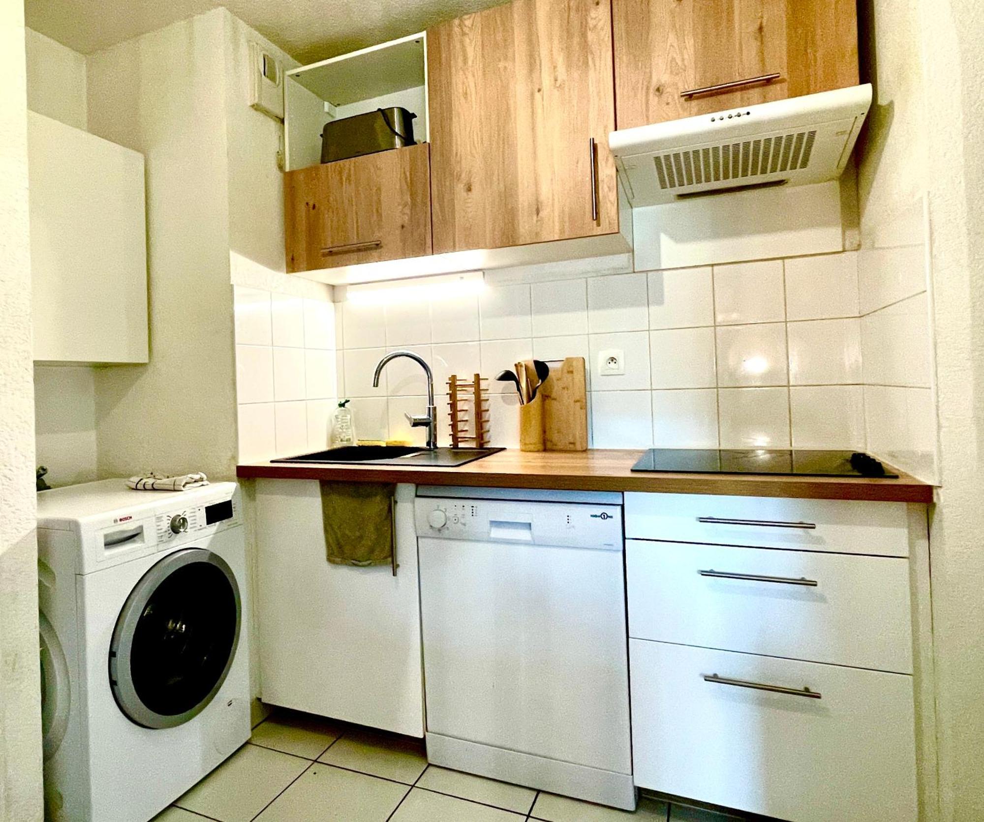 Bel Appartement T3 De 60M2 Avec Parking, Terrasse, Proche Du Metro Et Du Periph ตูลูส ภายนอก รูปภาพ